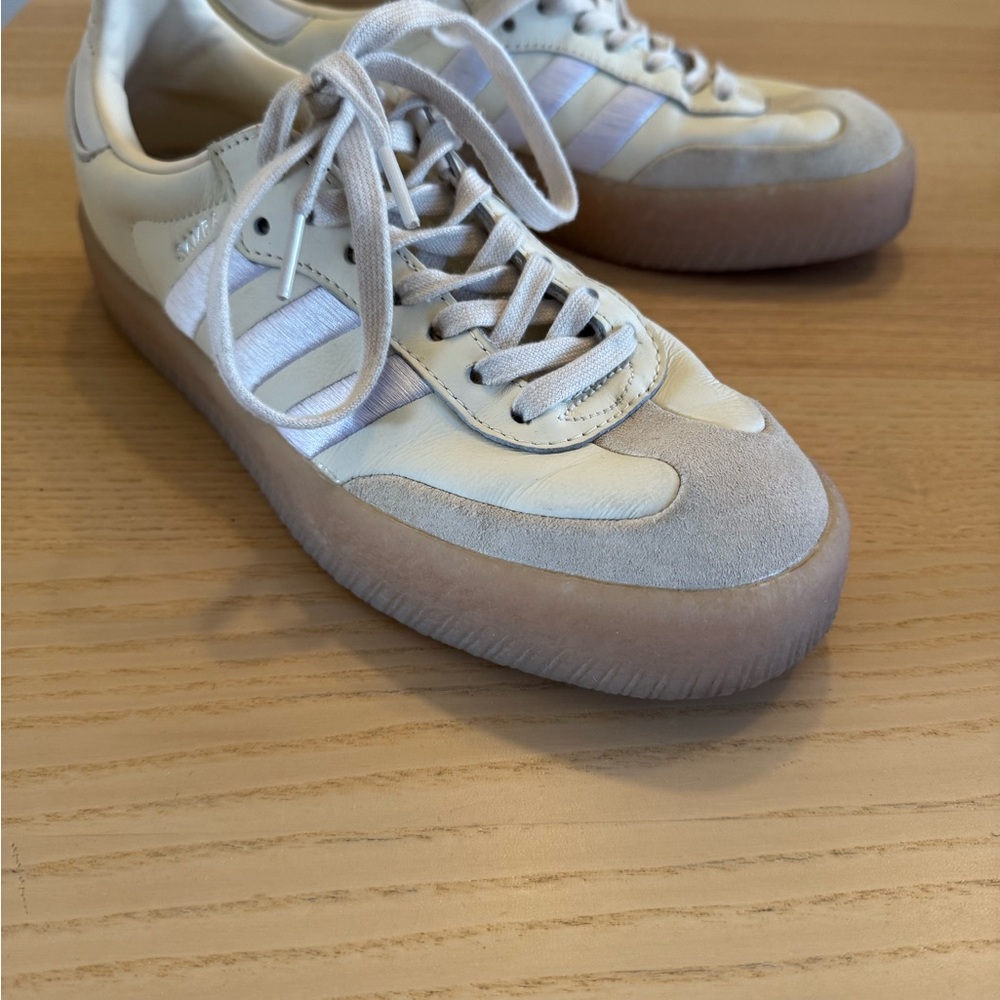 adidas
Sambae "Wonder/White/Gum" sneakers  - Sz. 9